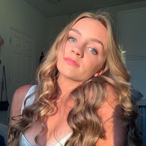 Meet your Posher, Elisabeth